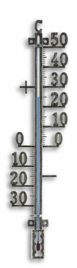 Vertikales Metallthermometer mit Skala in Grad Celsius und blauer Flüssigkeitssäule, mit Befestigungslaschen oben und unten