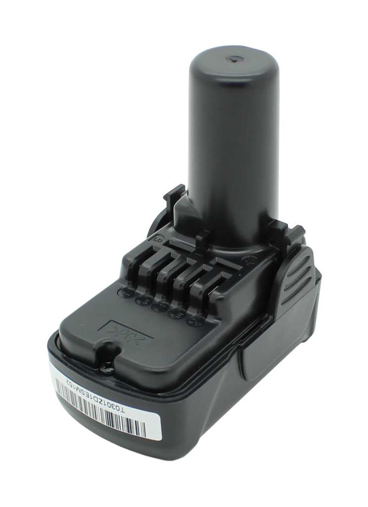 Schwarzer Akkupack mit zylindrischem Aufsatz und Kontaktleisten, schräg von vorn fotografiert auf weißem Hintergrund