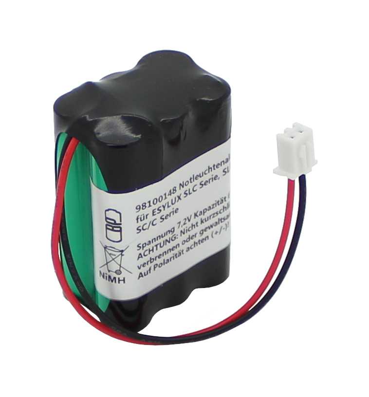 Akkupack mit schwarzem Schrumpfschlauch, seitlich grüne Zellen, Kabel mit rotem und schwarzem Draht und weißem Stecker