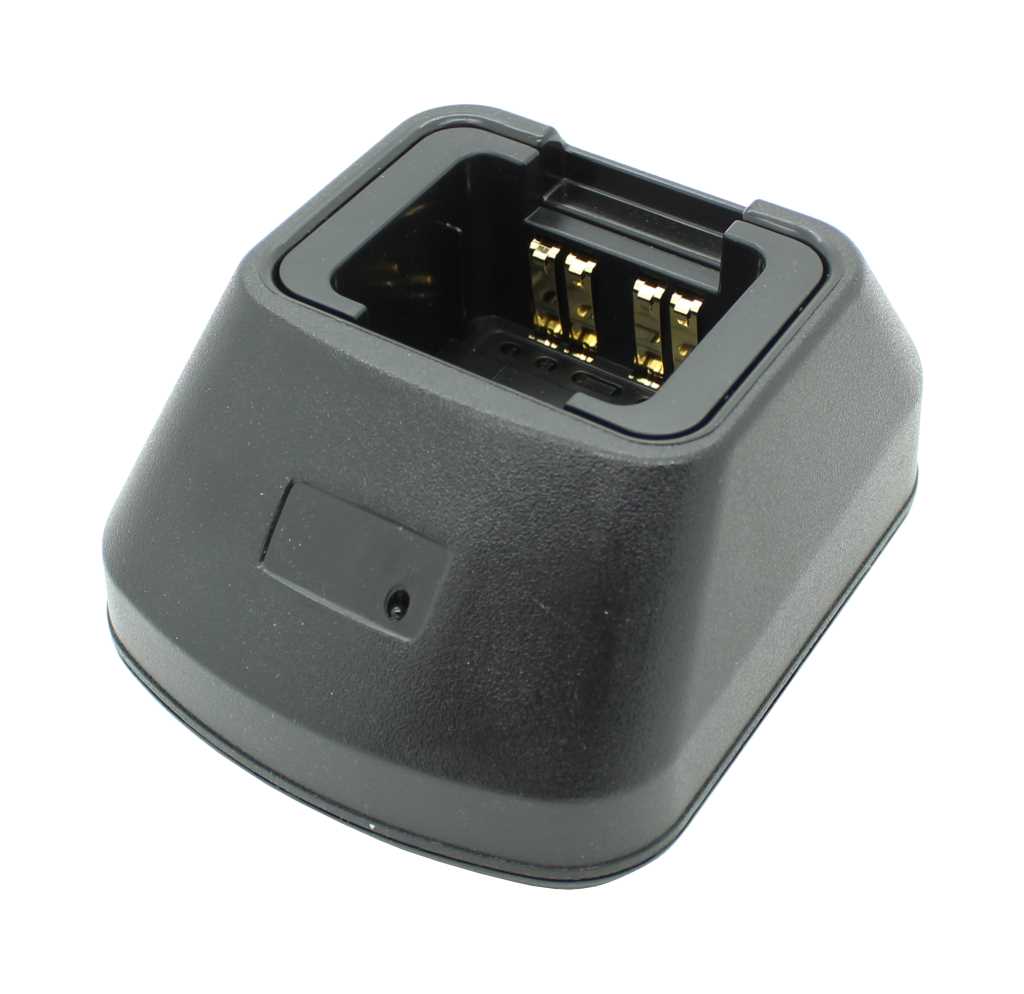 Schwarze Ladestation mit rechteckiger Aufnahme und sichtbaren goldfarbenen Kontaktpins auf weißem Hintergrund