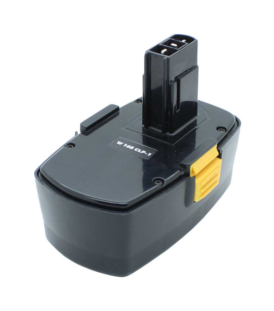 Schwarzer Werkzeugakku mit gelbem Entriegelungsknopf und steckbarem Anschluss oben auf weißem Hintergrund