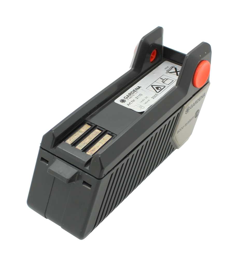 Schwarzer Akkupack mit Kontaktleisten, seitlicher Griffstruktur und rotem Entriegelungsknopf auf weißem Hintergrund