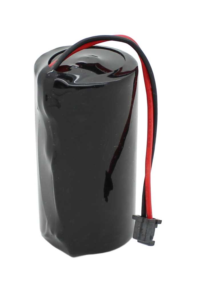 Schwarzer zylindrischer Batteriepakk mit rotem und schwarzem Kabel und kleinem Stecker auf weißem Hintergrund