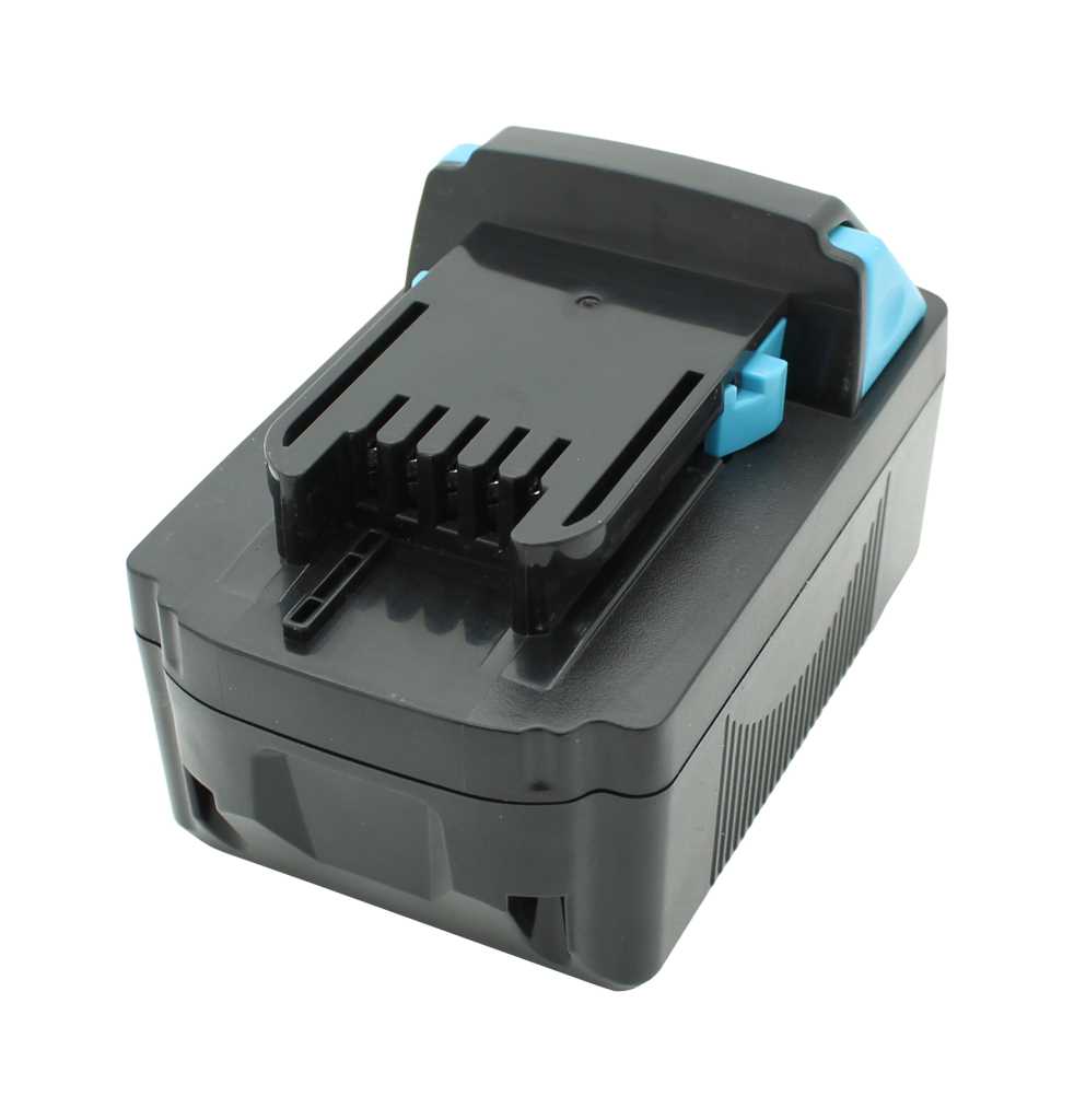 Schwarzer Werkzeugakku mit blauen Entriegelungstasten, Draufsicht auf Steckschienen und Kontakte auf weißem Hintergrund