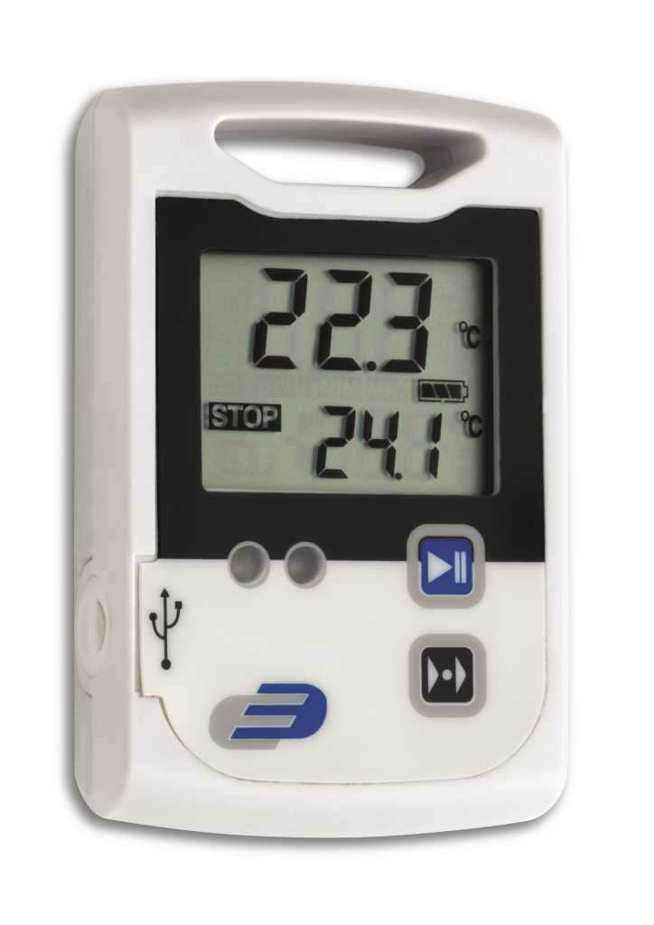 Weißes Handgerät mit Display, das 22,3 °C und 24,1 °C anzeigt, mit Play-Taste und USB-Symbol