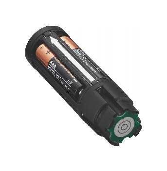 Schwarzes Batteriefach mit zwei eingelegten AAA-Batterien, grünem Ring und rundem Kontakt am Ende